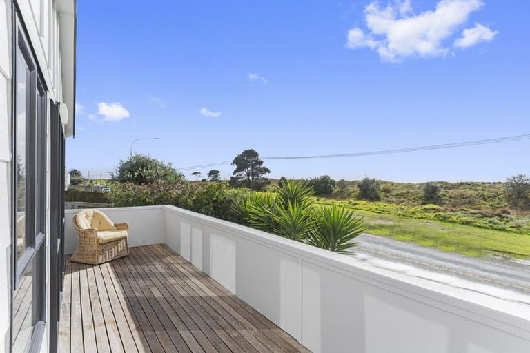 Photo of property in 884a Papamoa Beach Road, Papamoa Beach, Papamoa, 3118