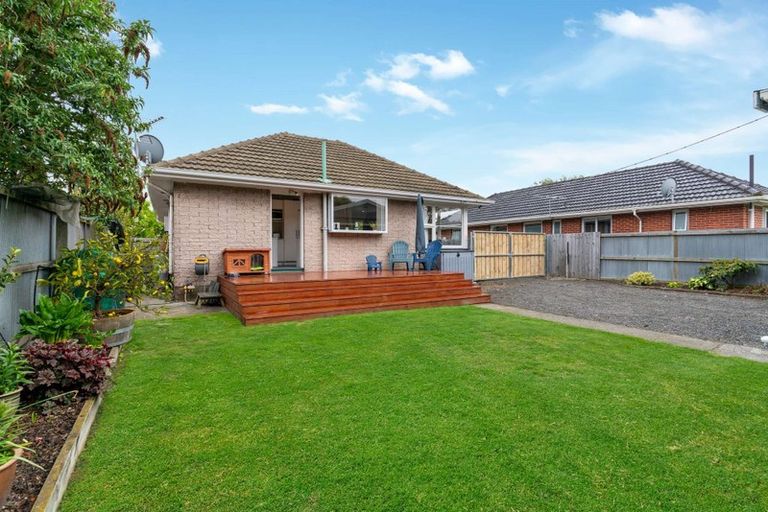 Photo of property in 16 Farrington Avenue, Bishopdale, Christchurch, 8053