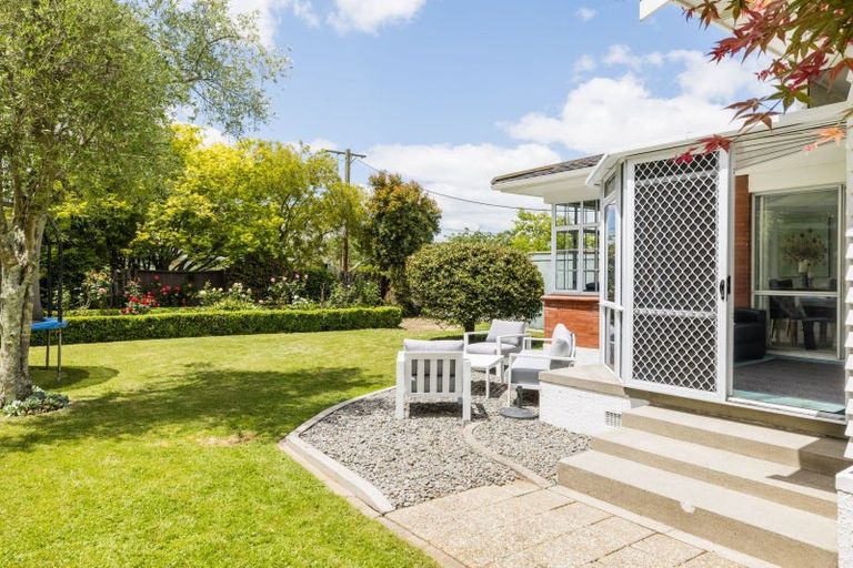 Photo of property in 75 Taylor Street, Cambridge, 3434