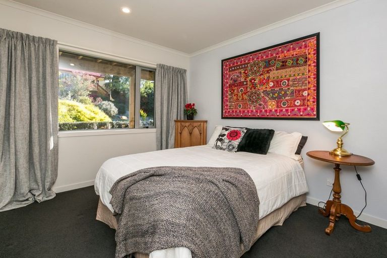 Photo of property in 14 Muritai Crescent, Havelock North, 4130