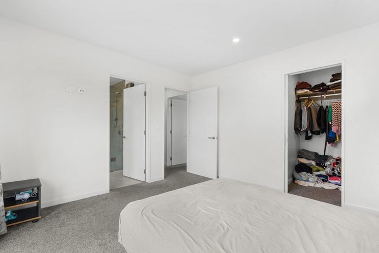 Photo of property in 6 Olearia Lane, Halswell, Christchurch, 8025