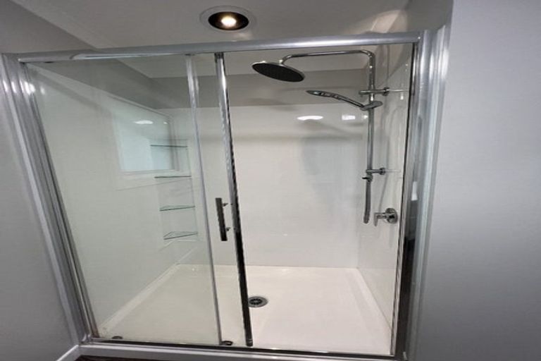 Photo of property in 2 Robert Street, Otatara, Invercargill, 9879