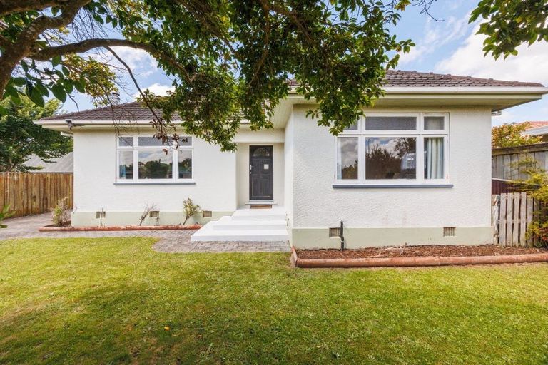 Photo of property in 11 Moore Street, West End, Palmerston North, 4412