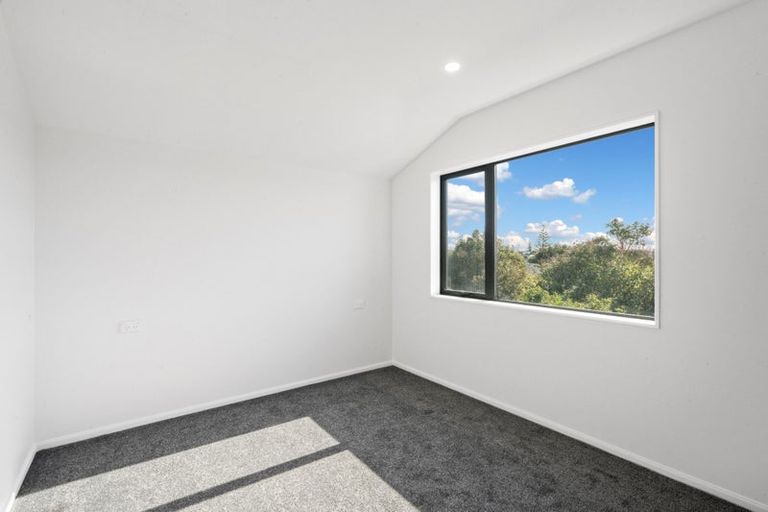 Photo of property in 19c Bowater Place, Manurewa, Auckland, 2102