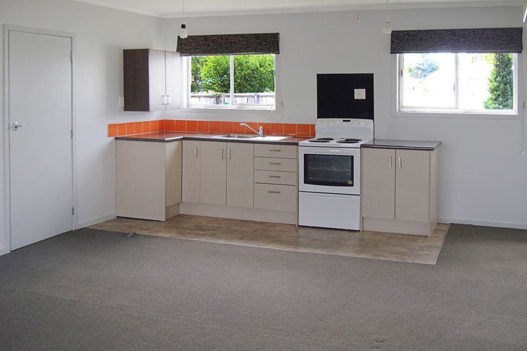 Photo of property in 18 Hunter Crescent, Twizel, 7901