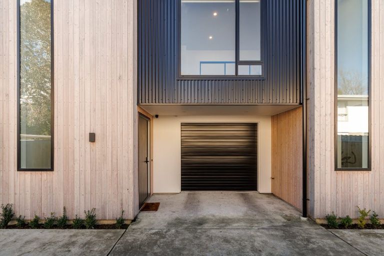 Photo of property in 3/55 Mathesons Road, Phillipstown, Christchurch, 8011