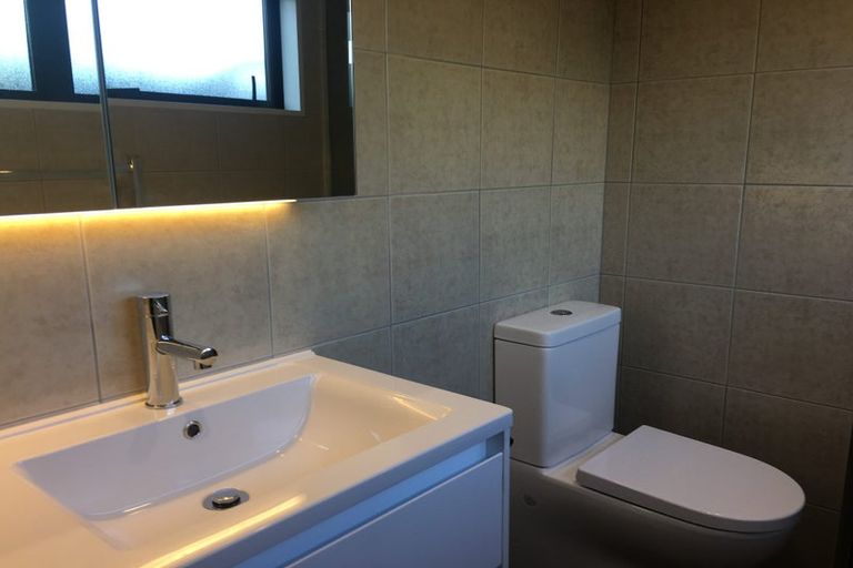 Photo of property in 41c Avonhead Road, Avonhead, Christchurch, 8042