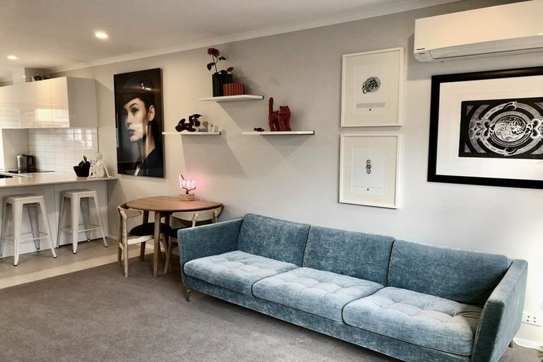 Photo of property in 47 Glidepath Road, Hobsonville, Auckland, 0616