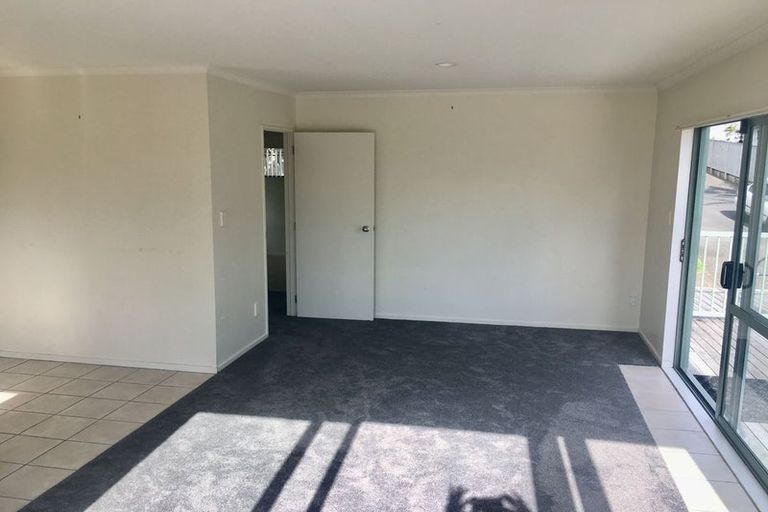 Photo of property in 16 Minerva Terrace, Cockle Bay, Auckland, 2014