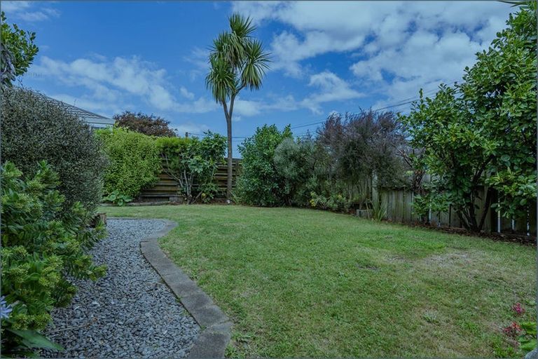 Photo of property in 2/74 Rokino Road, Hilltop, Taupo, 3330