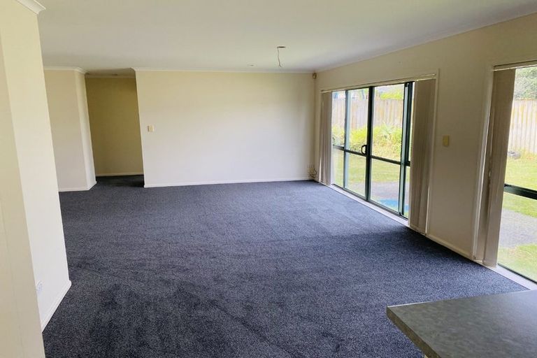 Photo of property in 88 Bluebird Crescent, Unsworth Heights, Auckland, 0632