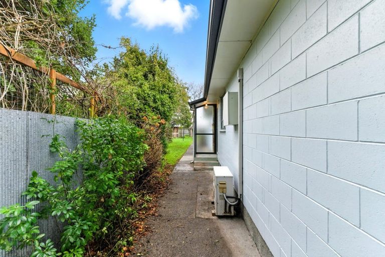 Photo of property in 19 Elwyn Place, Avonhead, Christchurch, 8042