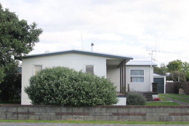 Photo of property in 590 Papamoa Beach Road, Papamoa Beach, Papamoa, 3118