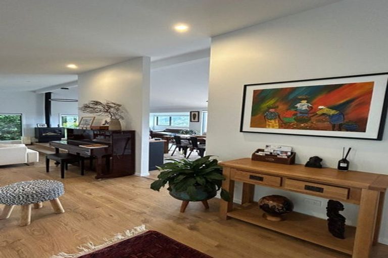 Photo of property in 10 Paparata Street, Karori, Wellington, 6012