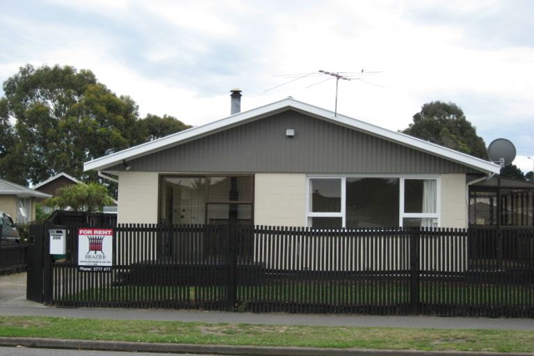 Photo of property in 1/29 Kuaka Crescent, Bromley, Christchurch, 8062