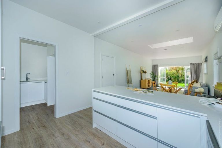 Photo of property in 44 Centaurus Road, Cashmere, Christchurch, 8022