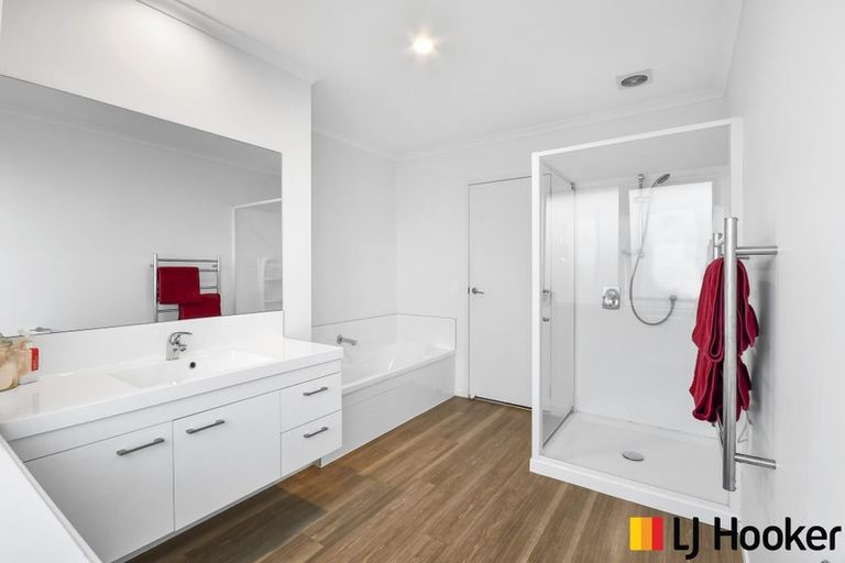 Photo of property in 9 Pyne Crescent, Pokeno, 2402