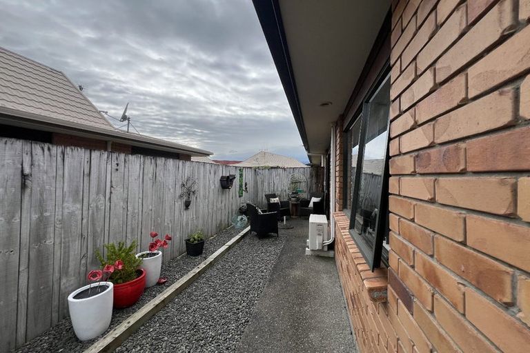 Photo of property in Rangeview Villas, 4/9 Fuller Close, Levin, 5510