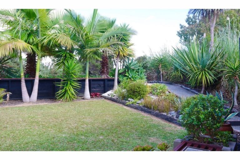 Photo of property in 26 Hihitahi Rise, Paihia, 0200