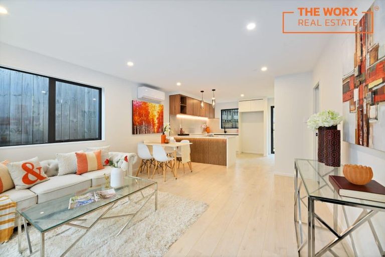 Photo of property in 118 Hyperion Drive, Randwick Park, Auckland, 2105