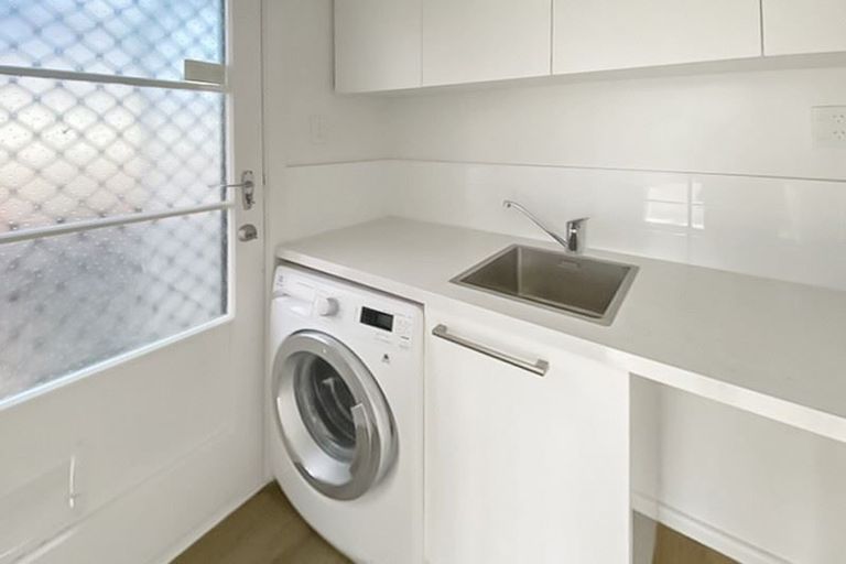 Photo of property in 2/70 Proctor Street, Papanui, Christchurch, 8053