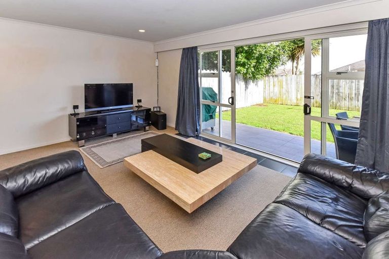 Photo of property in 6 Lime Crescent, Papakura, 2110