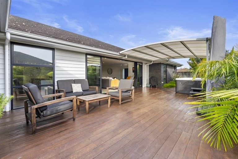 Photo of property in 3 Floyd Road, Riverhead, 0820