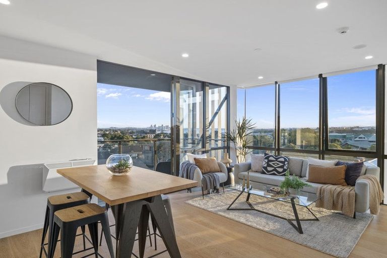 Photo of property in 303/10 Auburn Street, Takapuna, Auckland, 0622