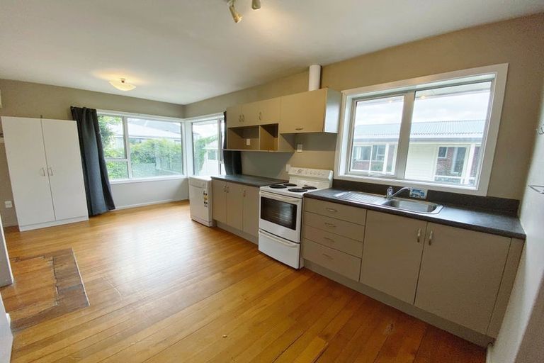 Photo of property in 9 Gladson Avenue, Sockburn, Christchurch, 8042