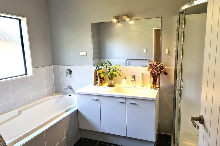 Photo of property in 3a Havelock Avenue, Forrest Hill, Auckland, 0620