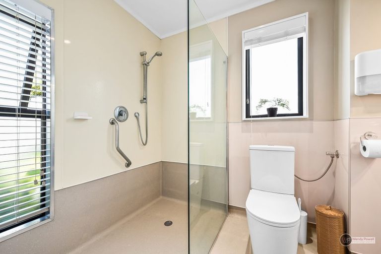 Photo of property in 14 Laurel Grove, Maungaraki, Lower Hutt, 5010