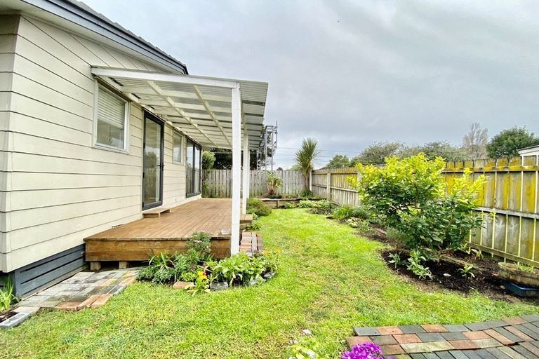 Photo of property in 60a Swaffield Road, Papatoetoe, Auckland, 2025