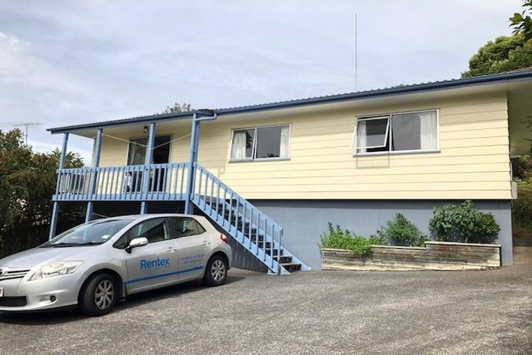 Photo of property in 103 Spinella Drive, Bayview, Auckland, 0629