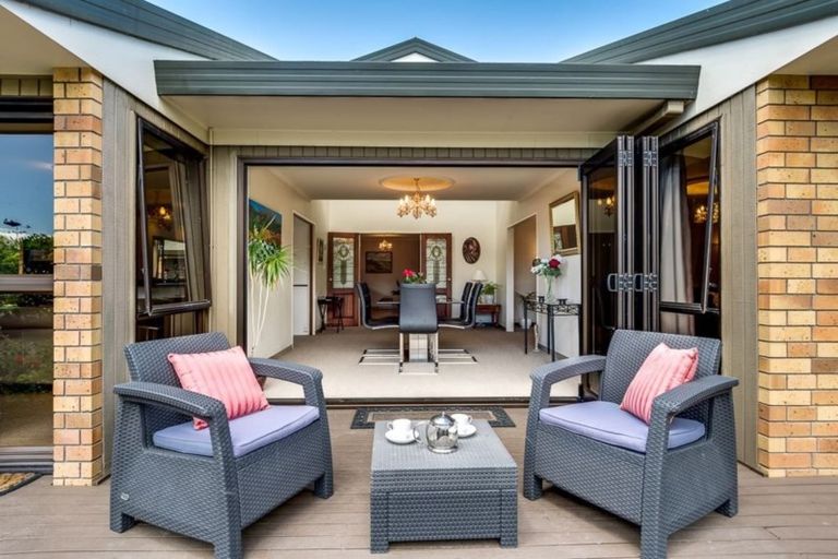 Photo of property in 69 Mcelwee Street, Jervoistown, Napier, 4112