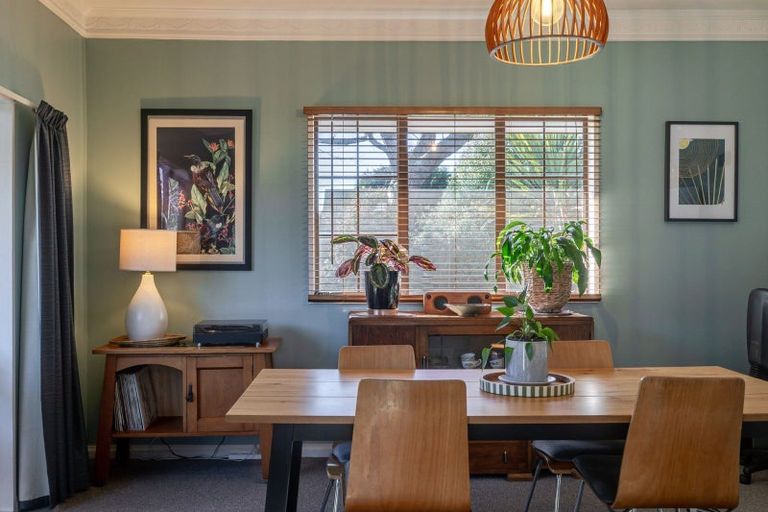 Photo of property in 8 Mcarthur Street, Terrace End, Palmerston North, 4410
