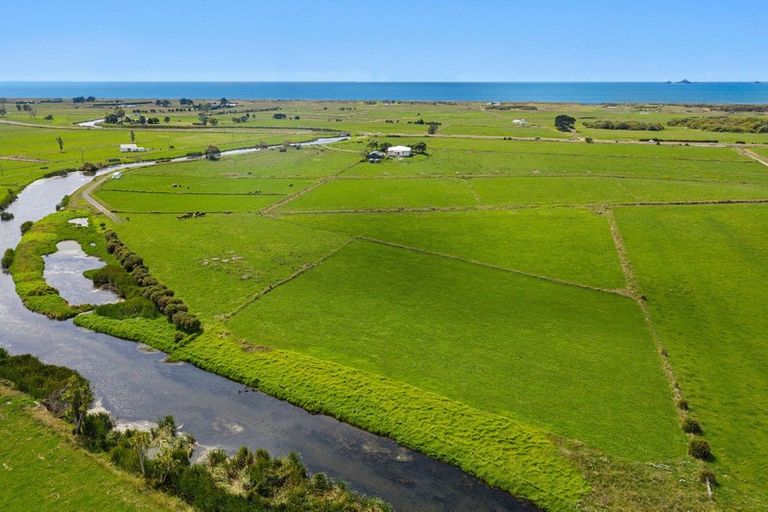 Photo of property in 1207a Thornton Road, Matata, Whakatane, 3194