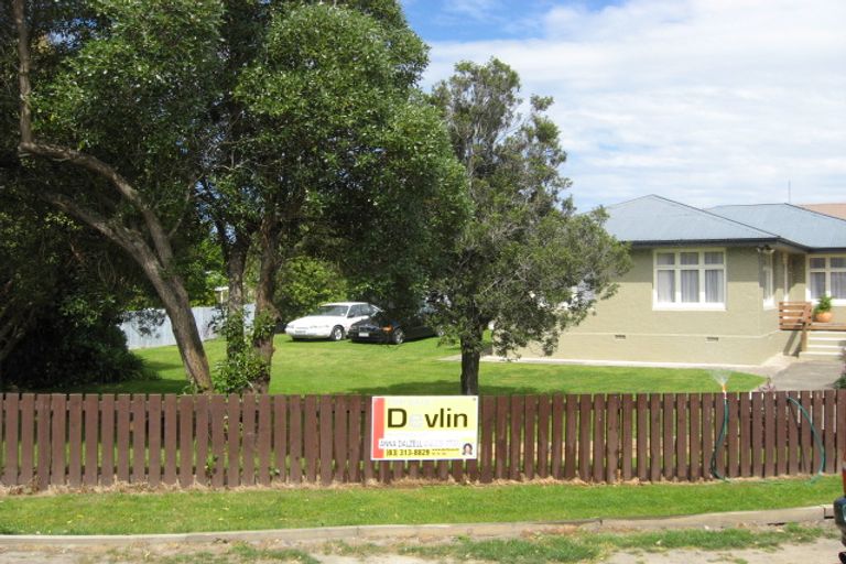 Photo of property in 20 Bank Street, Amberley, 7410