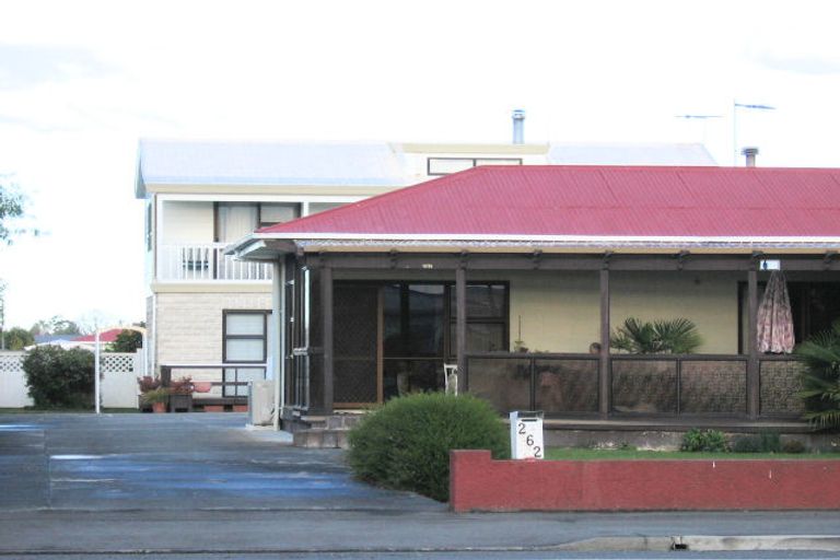 Photo of property in 262 Kennedy Road, Onekawa, Napier, 4110