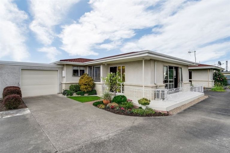 Photo of property in 2/89 Riverbend Road, Onekawa, Napier, 4110