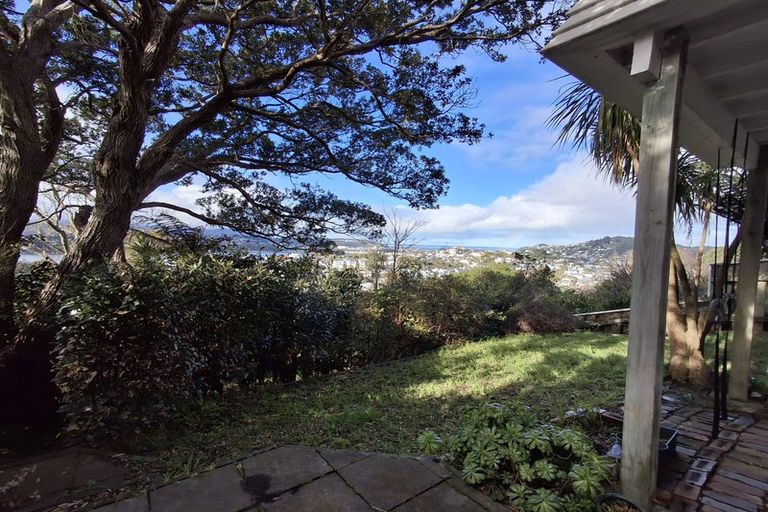 Photo of property in 77 Rakau Road, Hataitai, Wellington, 6021