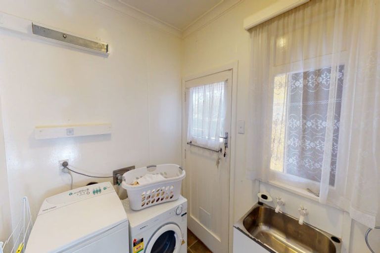 Photo of property in 6 Worcester Street, Levin, 5510