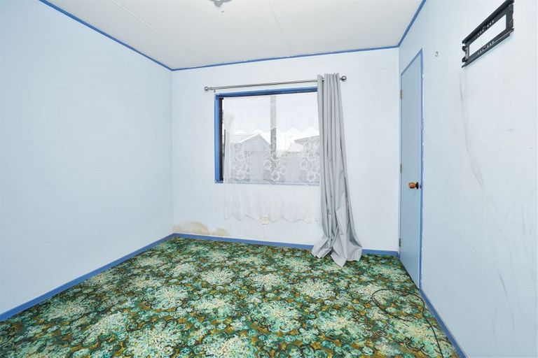 Photo of property in 8c Breckons Avenue, Nawton, Hamilton, 3200