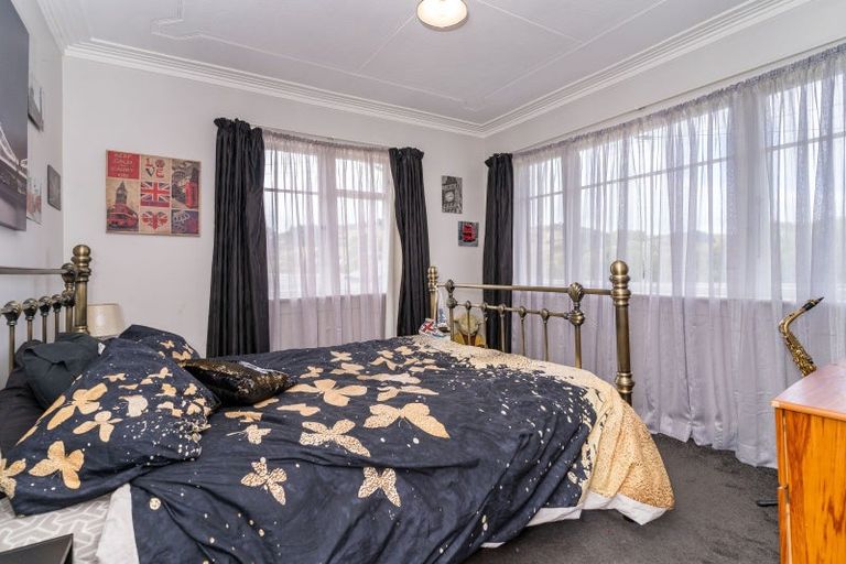 Photo of property in 1 Watson Street, Green Island, Dunedin, 9018