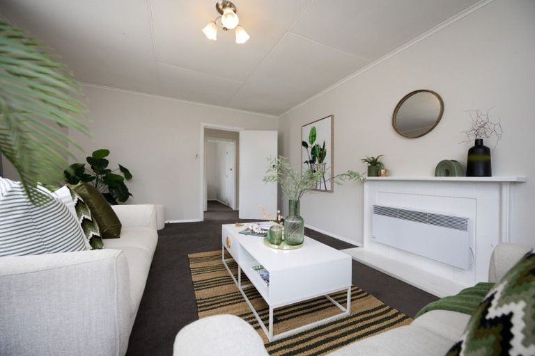 Photo of property in 16 Newbury Street, Awapuni, Palmerston North, 4412