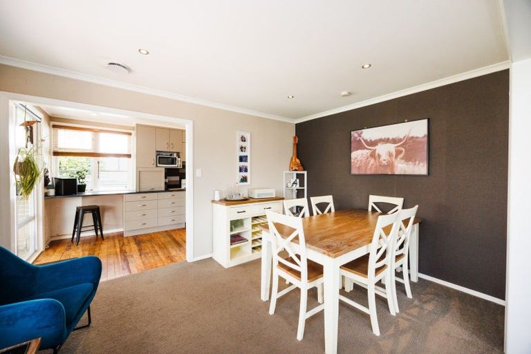 Photo of property in 19 Seddon Street, Takaro, Palmerston North, 4412