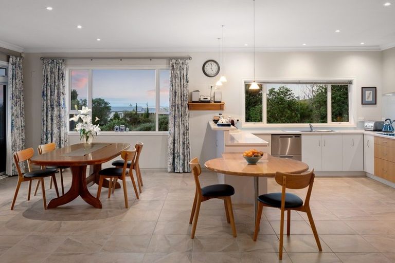 Photo of property in 429b Omokoroa Road, Omokoroa, Tauranga, 3172