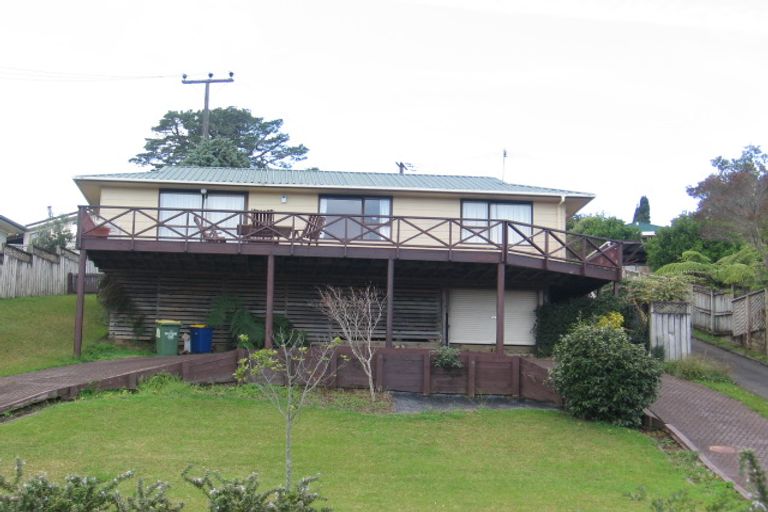 Photo of property in 2/80a Captain Scott Road, Glen Eden, Auckland, 0602