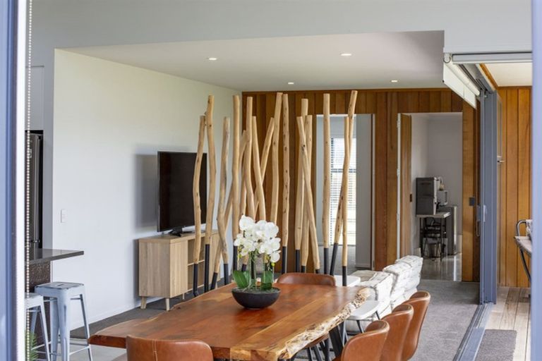 Photo of property in 64a Moir Point Road, Mangawhai Heads, Mangawhai, 0505