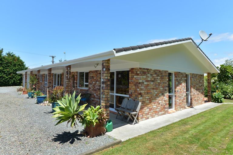 Photo of property in 444 Paparoa Road, Mangapai, Whangarei, 0178