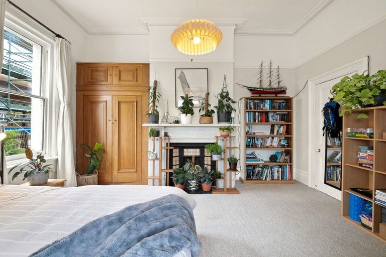 Photo of property in 77 Bedford Street, Saint Clair, Dunedin, 9012